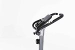 Dettaglio del manubrio e del display della Cyclette Magnetica Toorx BRX 85 Evo