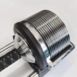 Manubrio Diamond da 3-32Kg con regolazione del peso visibile sul lato, peso impostato a 25.